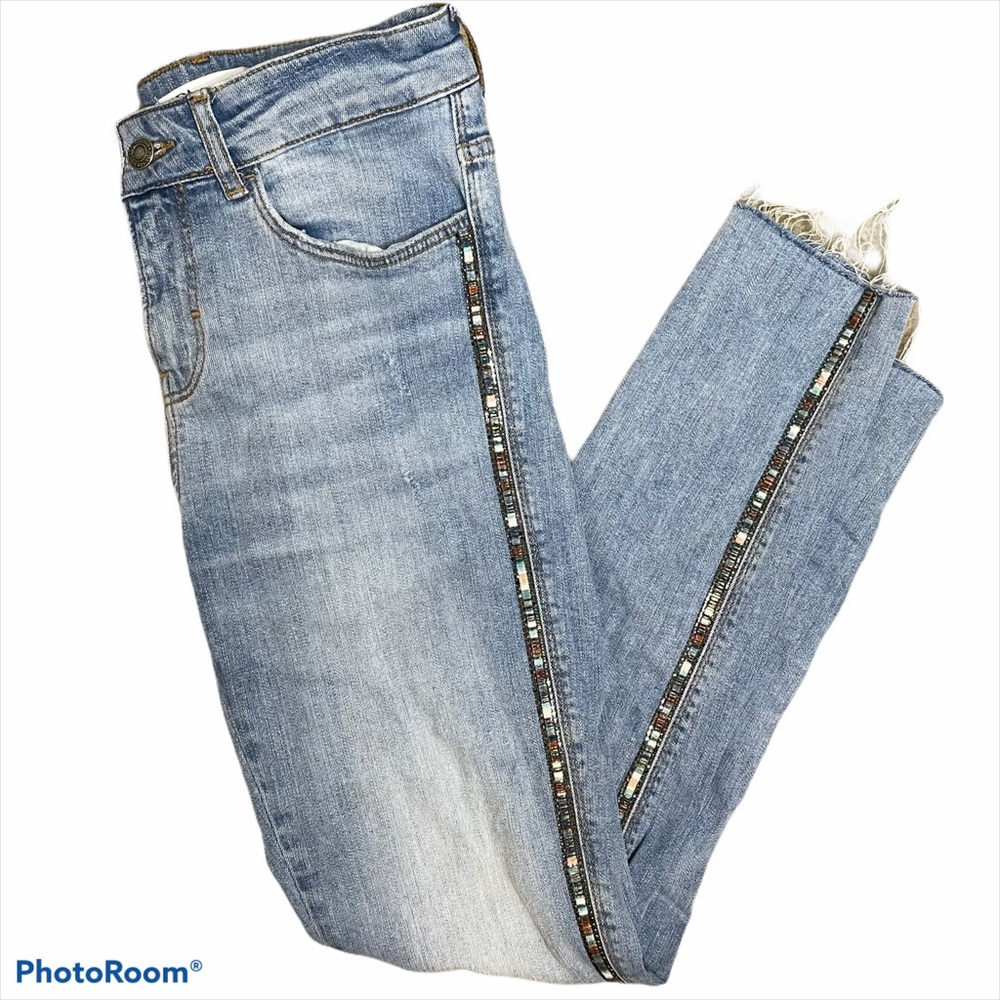 ZARA Embroidered Skinny Jeans Size 6